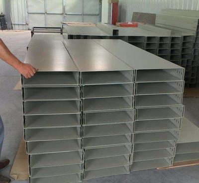 银川国标不锈钢桥架制造商 专业电缆桥架制造的技术与服务解析